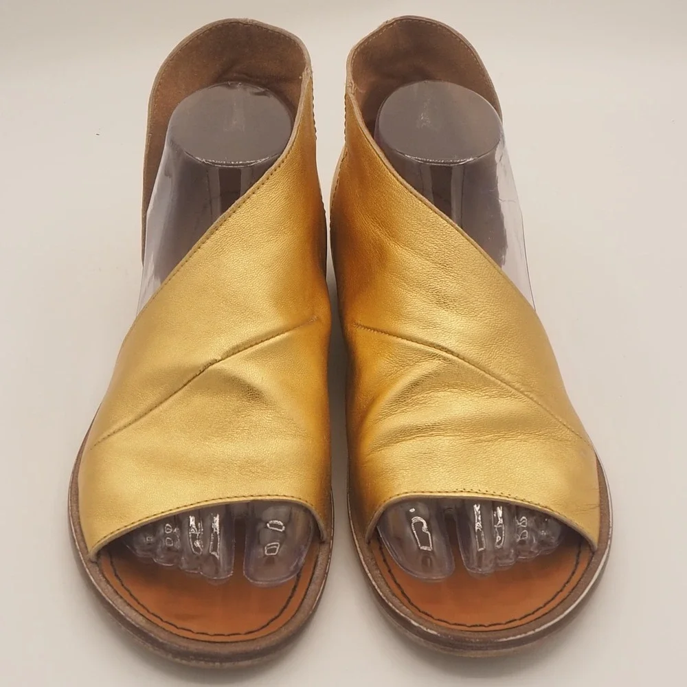 Free People Mont Blanc Gold Leather Sandals EU 39 US 8.5-9 Boho Mule